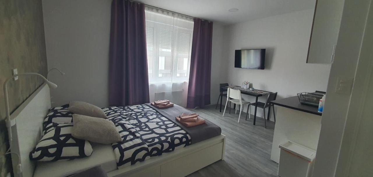 זאגרב Apartmani Karlo מראה חיצוני תמונה