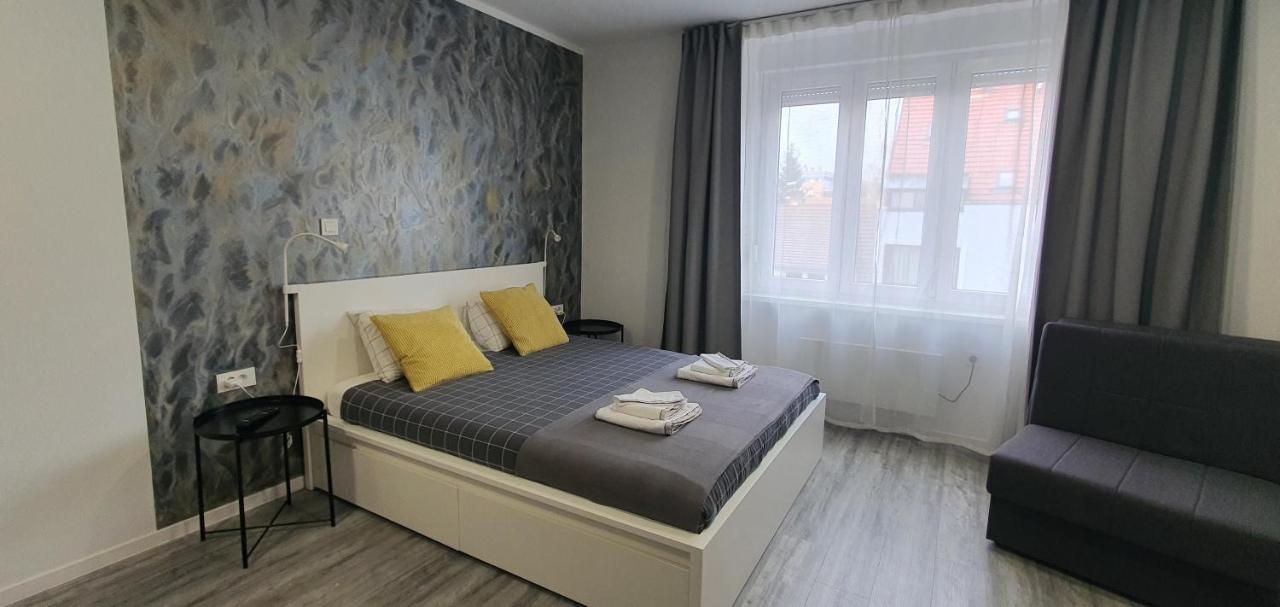 זאגרב Apartmani Karlo מראה חיצוני תמונה