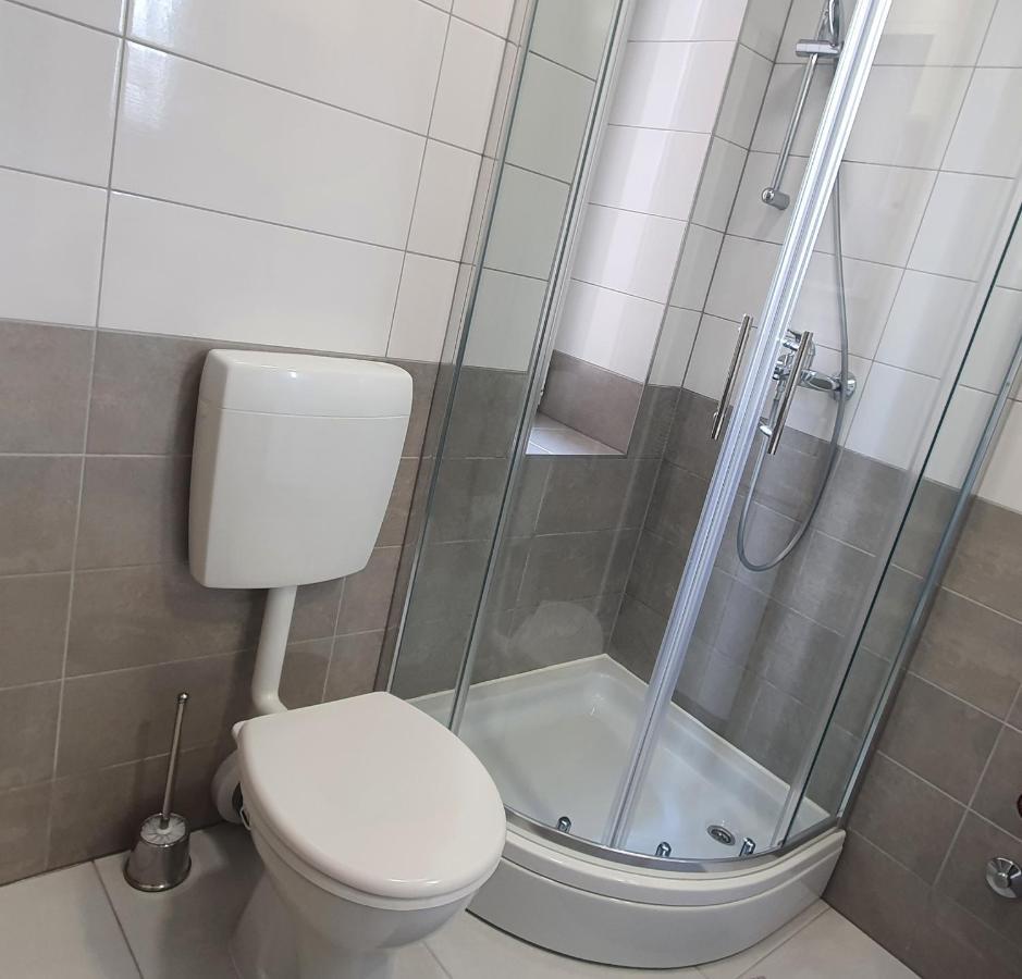זאגרב Apartmani Karlo מראה חיצוני תמונה