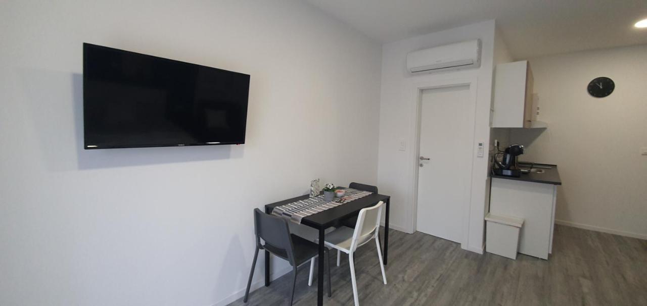 זאגרב Apartmani Karlo מראה חיצוני תמונה