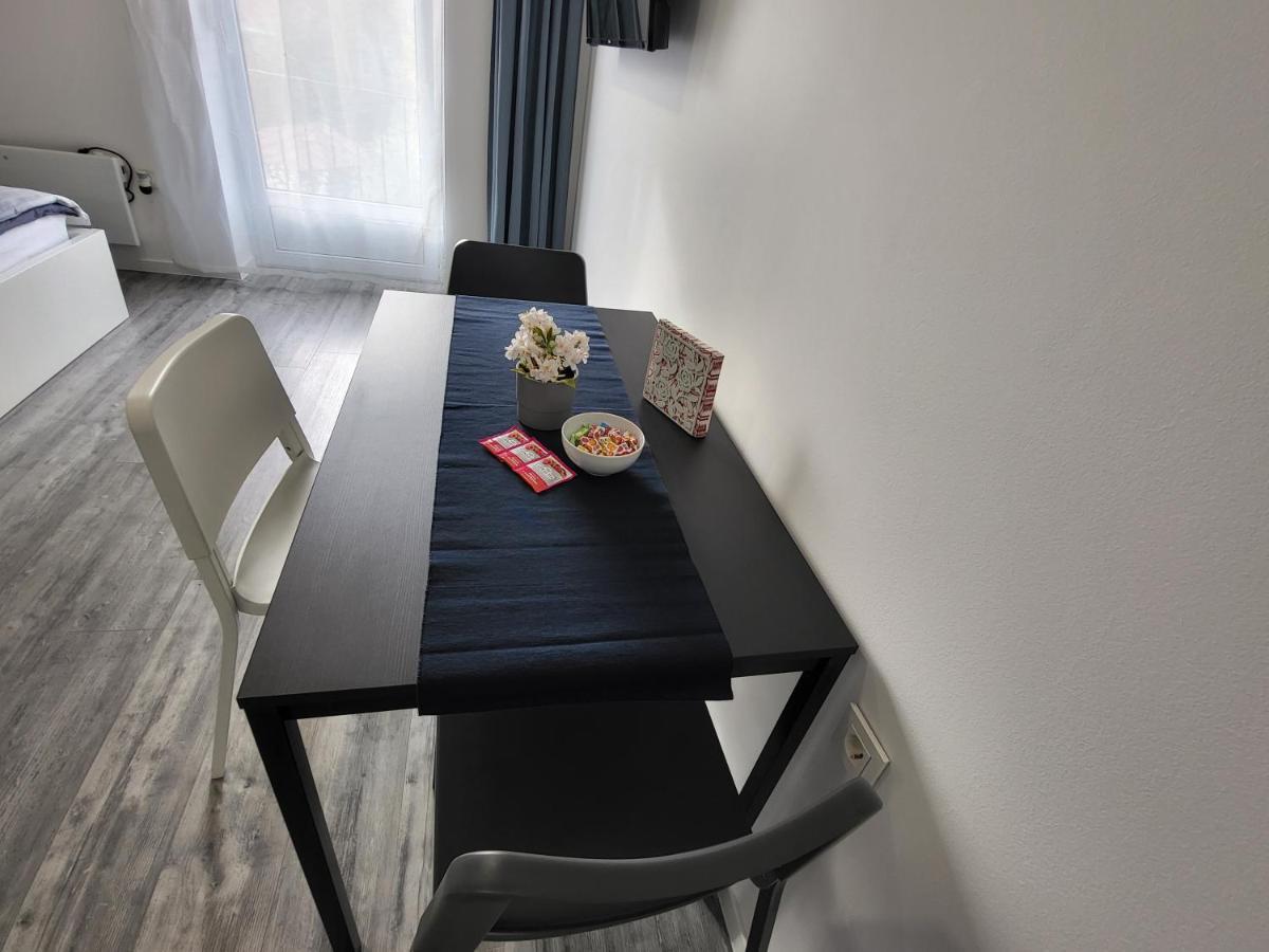 זאגרב Apartmani Karlo מראה חיצוני תמונה