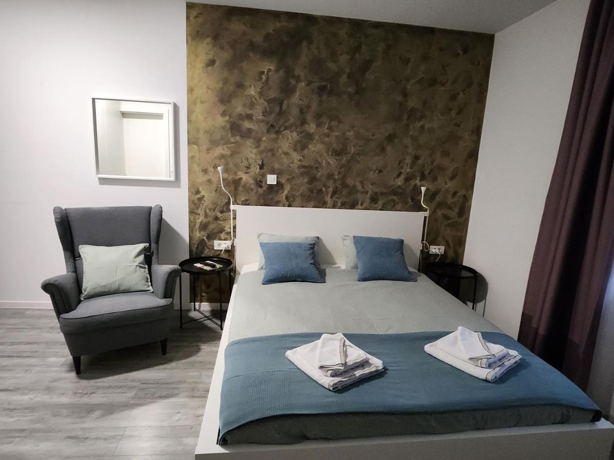 זאגרב Apartmani Karlo מראה חיצוני תמונה